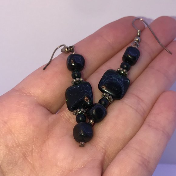 Green Goldstone and Onyx Earrings - Picture 7 of 11